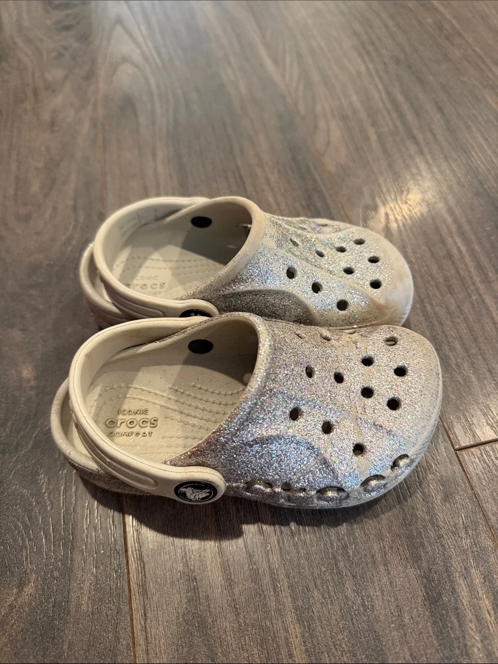 CROCS Kids Glitter Clogs - Silver Glitter size C9 7:21